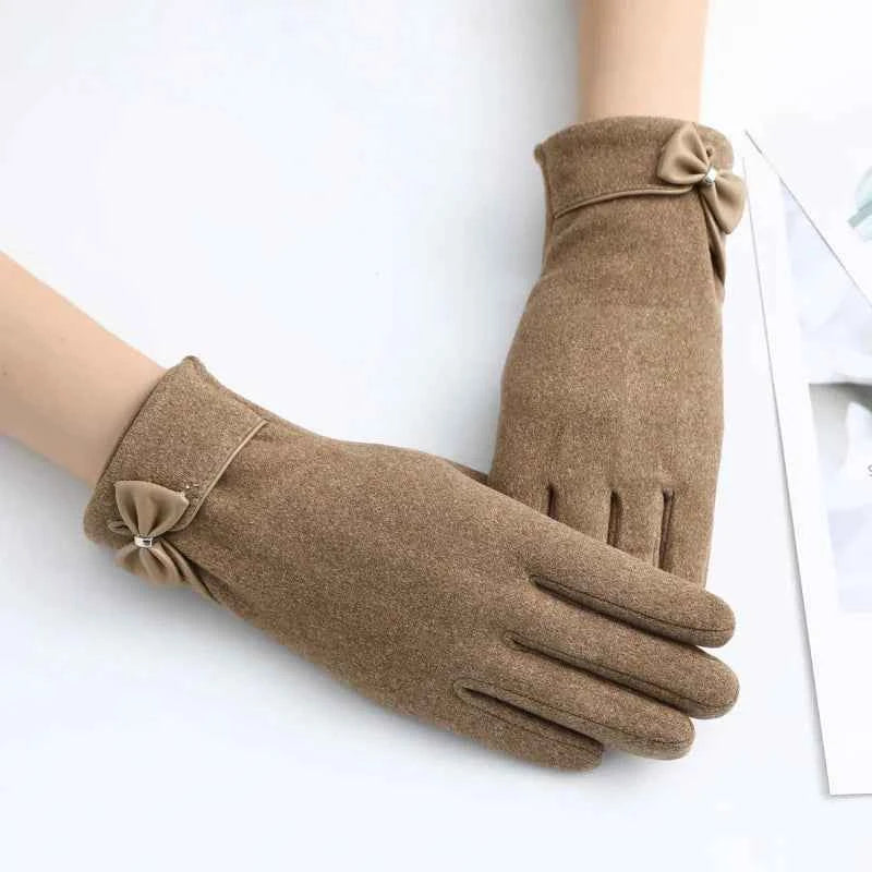 Chic Blush Bow Gloves for Stylish Elegance Khaki