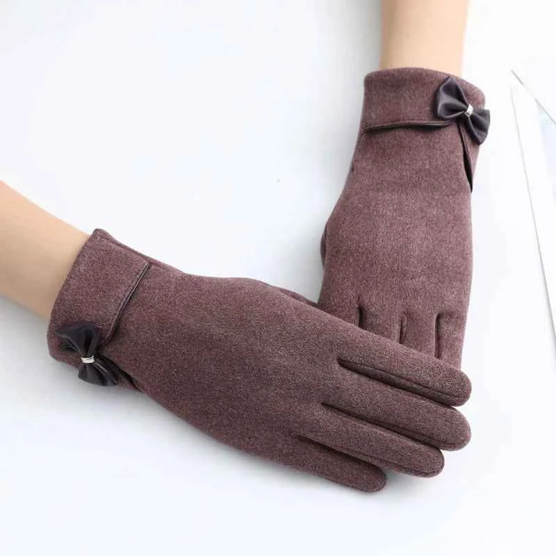 Chic Blush Bow Gloves for Stylish Elegance Purple