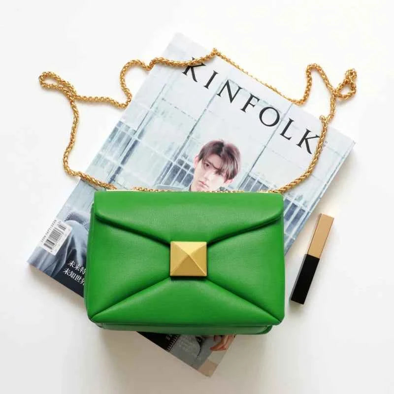 Chic Leather Chain Crossbody Bag