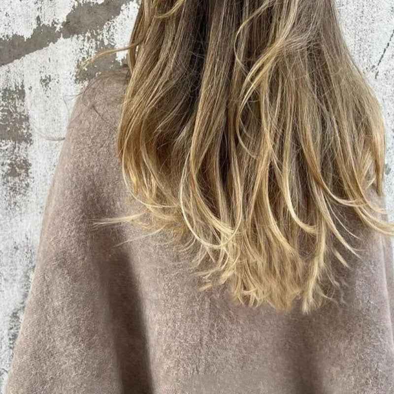 Chic Women's Short Wool Coat with Round Neck and Button Details