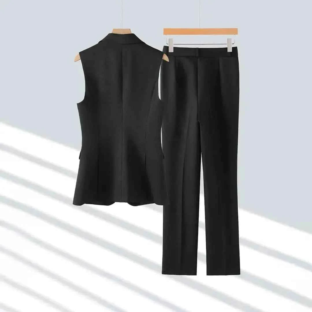 Women's Executive Grace 2-Piece Pantsuit Set