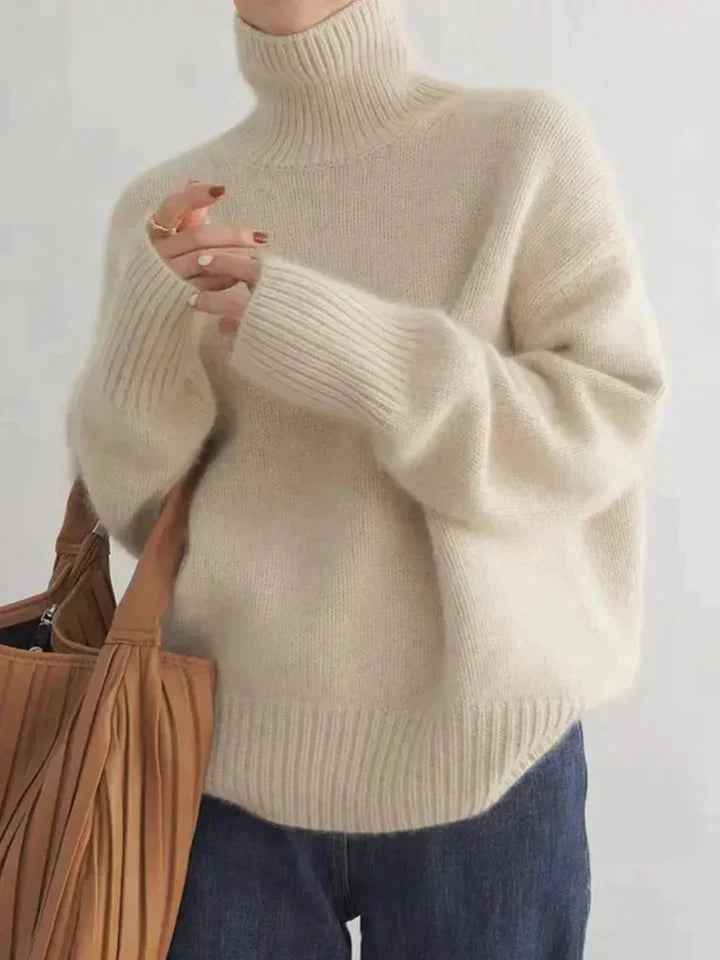 Women's Cashmere Turtleneck Sweater - Malta Style Beige