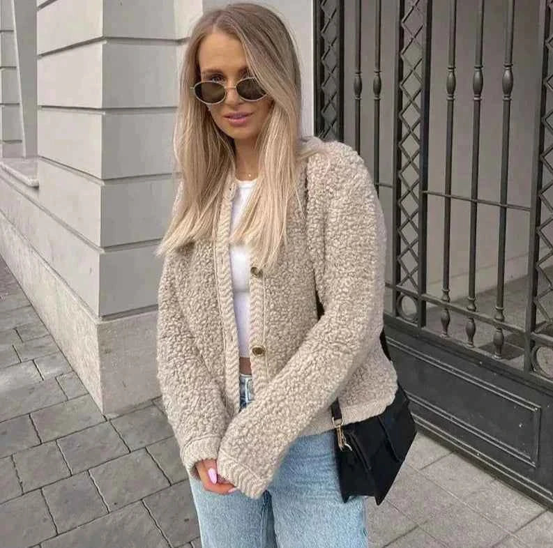 Cozy Women's Teddy Coat - Modern and Comfortable