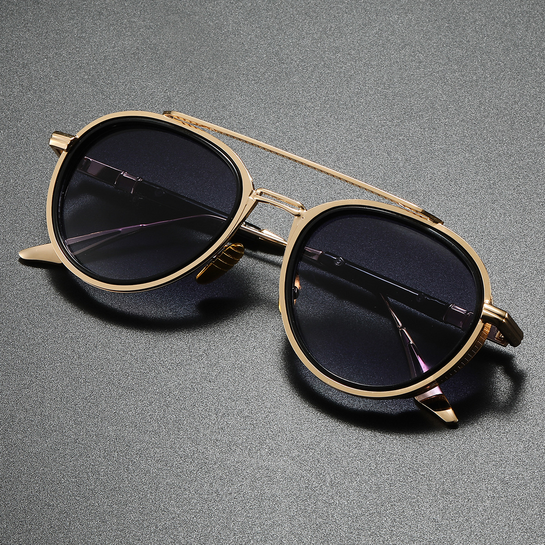 Vintage-Inspired Retro Sunglasses