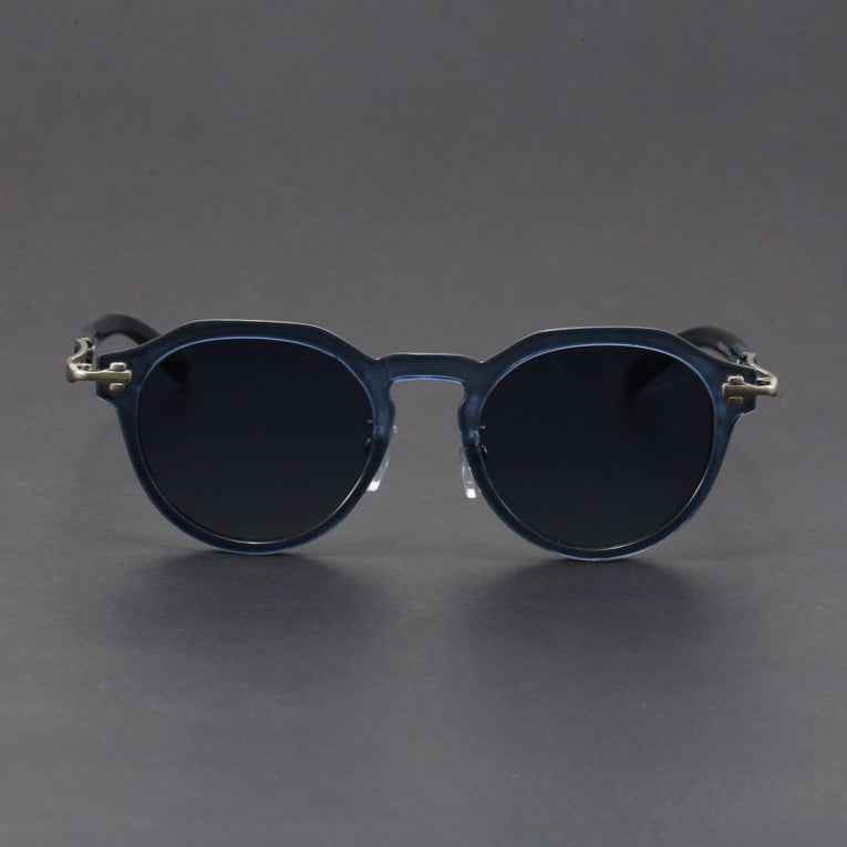 Retro-Inspired Vintage Sunglasses