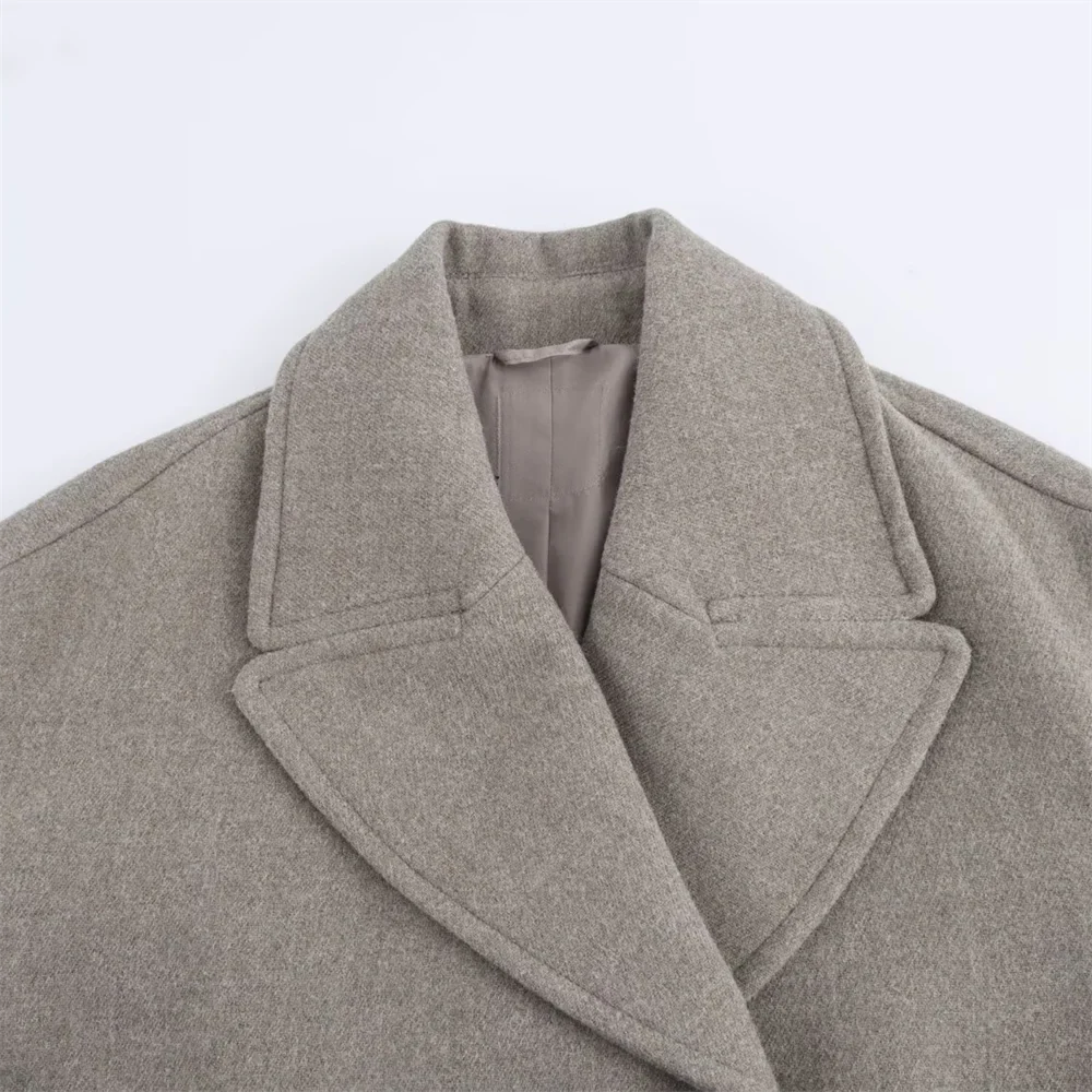 Double-Breasted Wool-Collar Women's Coat – Tailored Autumn Style