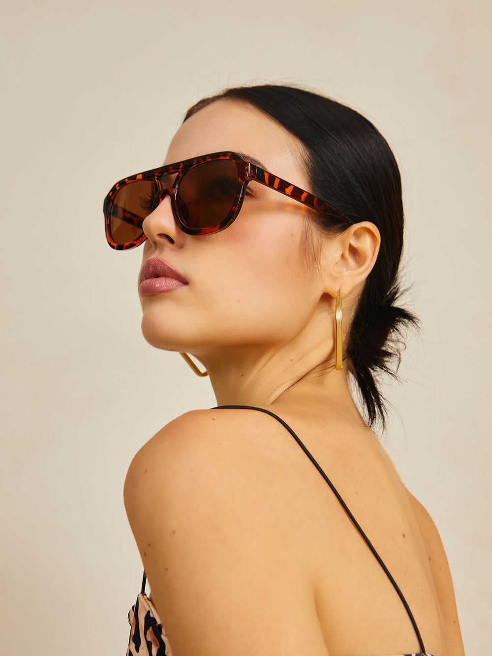 Dunyara | Women's Trendy Leopard Print Sunglasses