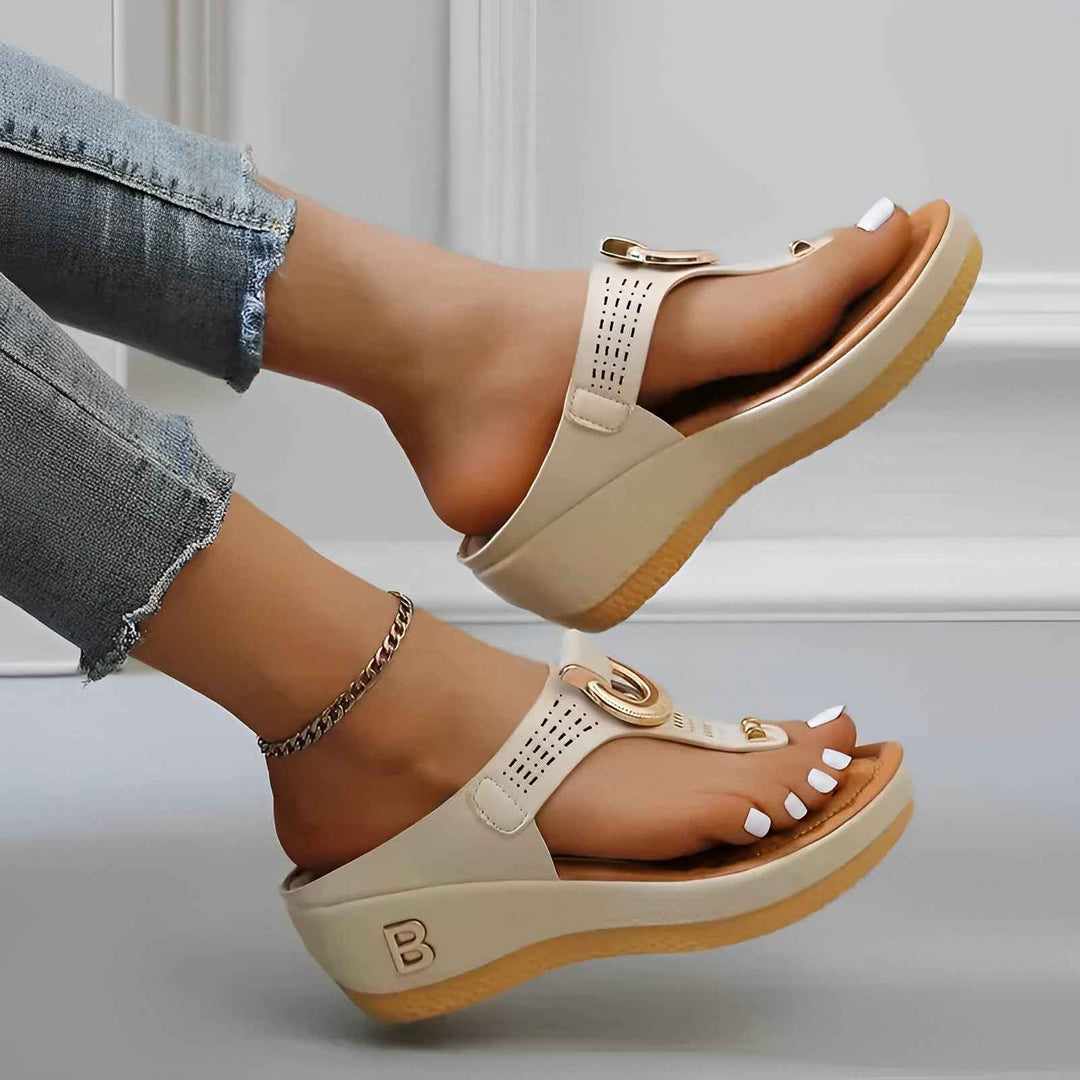 Elarova | Women's Sandals with Anatomical Footbed and Support Beige