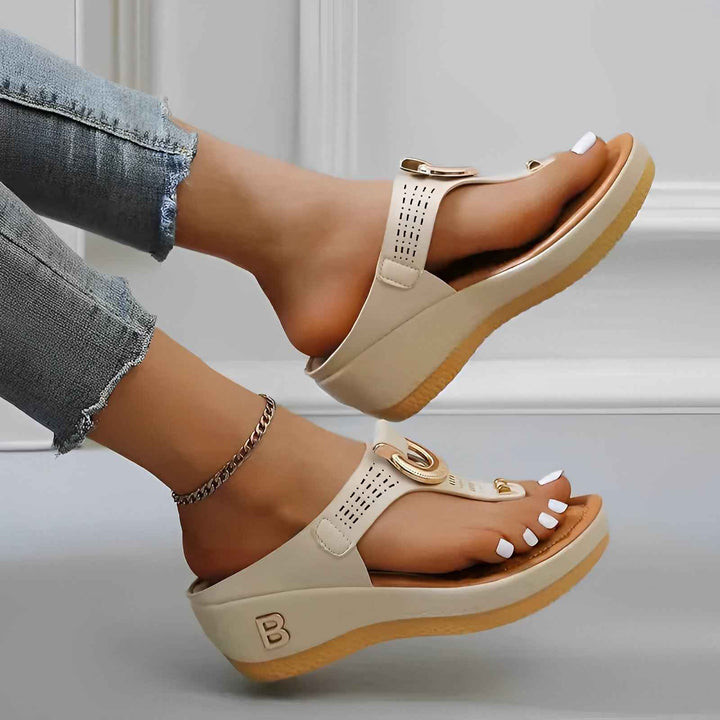 Elarova | Women's Sandals with Anatomical Footbed and Support Beige