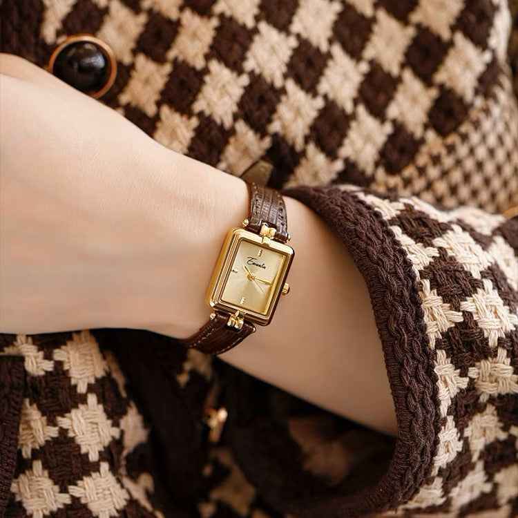 Aura Goldsmith Watch
