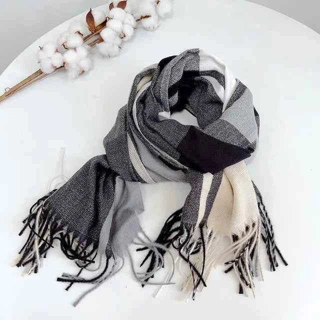 Elegant Tassel Scarf for Stylish Outfits Black