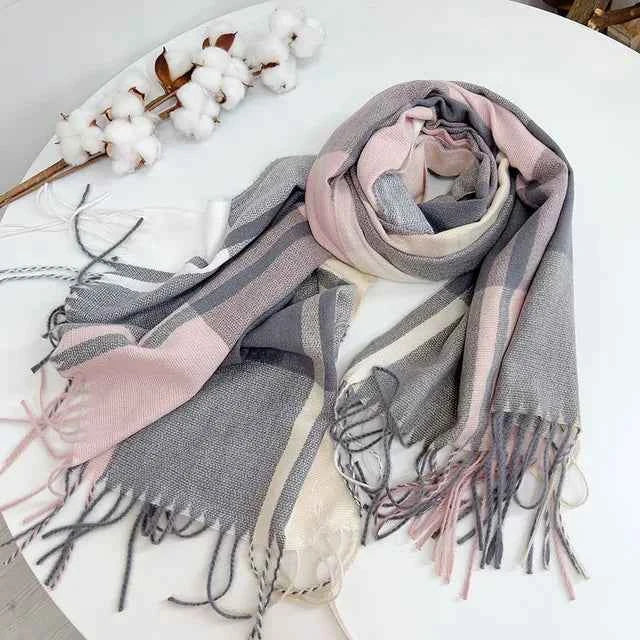 Elegant Tassel Scarf for Stylish Outfits Pink