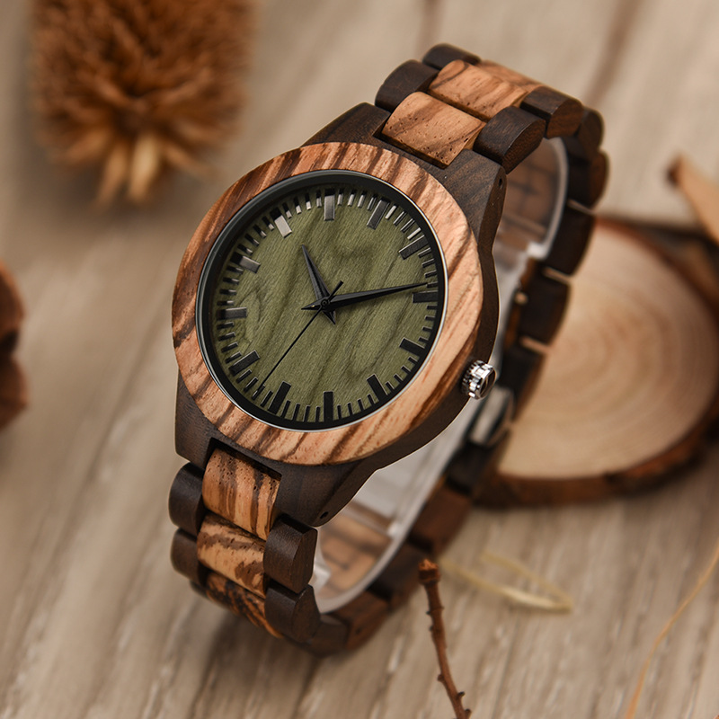 Elegant Wooden Quartz Watch - Oakridge Style Green