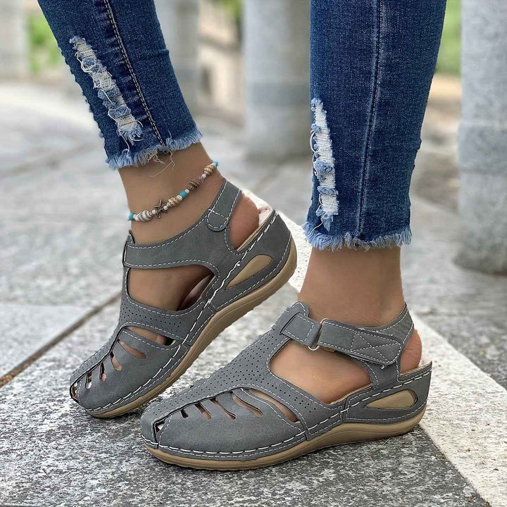 Maisie | Elegant Closed Women's Sandals - Stylish Footwear for Comfort and Fashion Gray