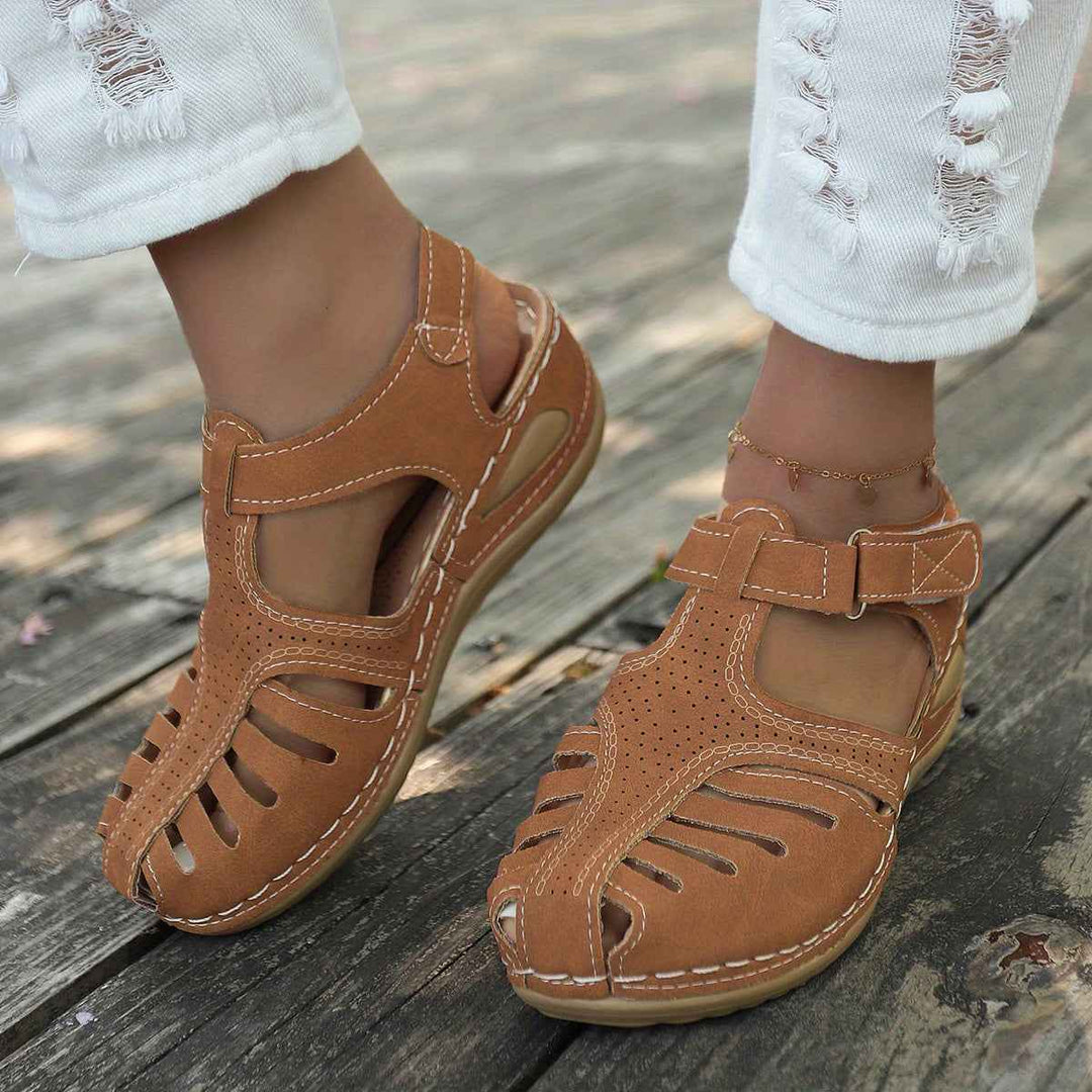 Maisie | Elegant Closed Women's Sandals - Stylish Footwear for Comfort and Fashion Brown