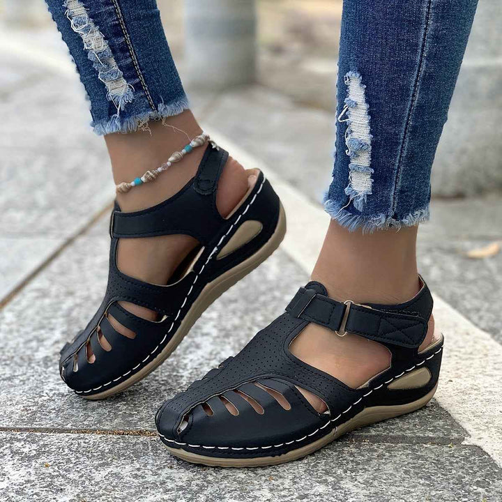 Maisie | Elegant Closed Women's Sandals - Stylish Footwear for Comfort and Fashion Black