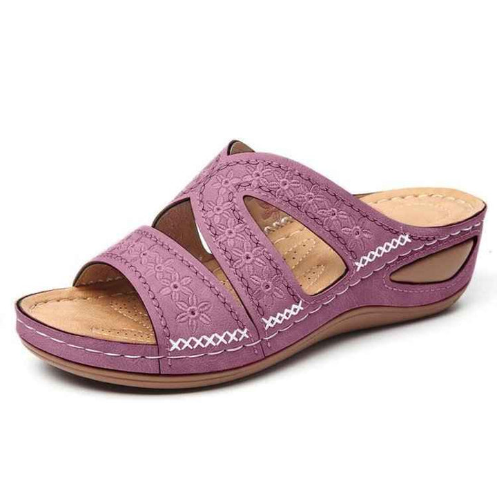 Embroidered sandals and slippers Purple