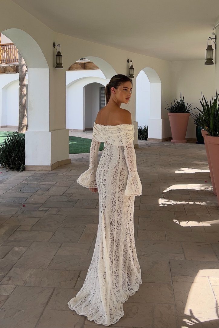 Luxe Off-Shoulder Maxi Dress in Lace for Women