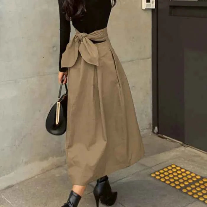 Women's Elegant Skirt - Stylish and Chic Design Khaki