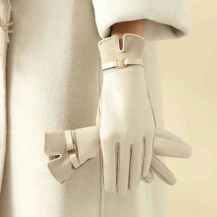 Fleece Lined Winter Gloves for Ultimate Warmth Beige