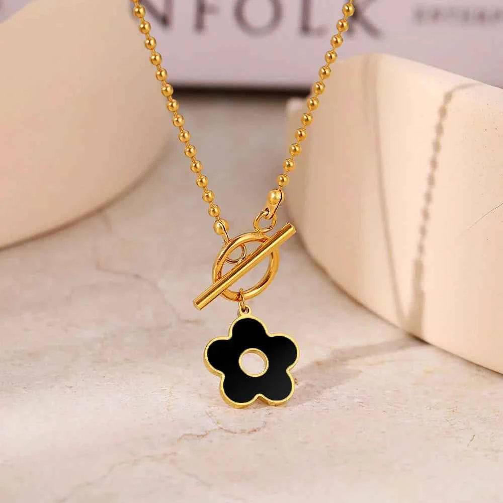 Floral-Inspired Lock Pendant Necklace Gold