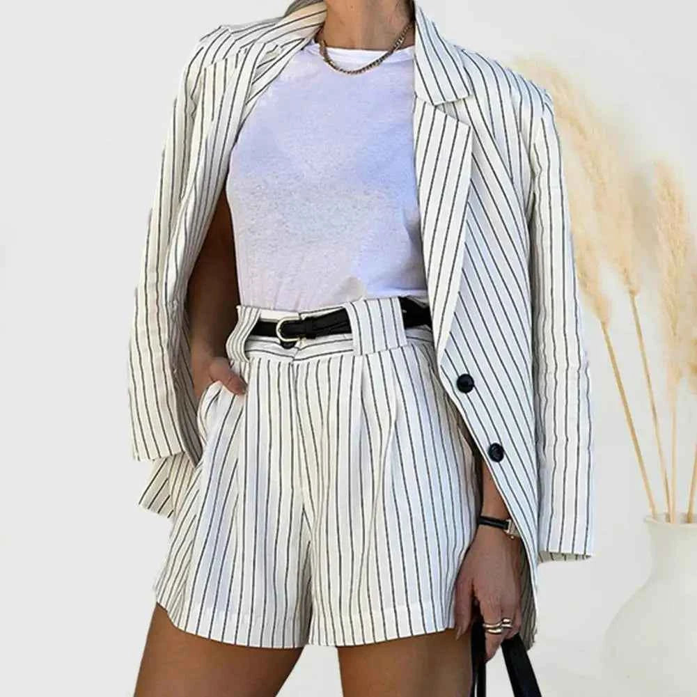 Women's Striped Oversized Blazer and High Waist Shorts Set - Elegant Style