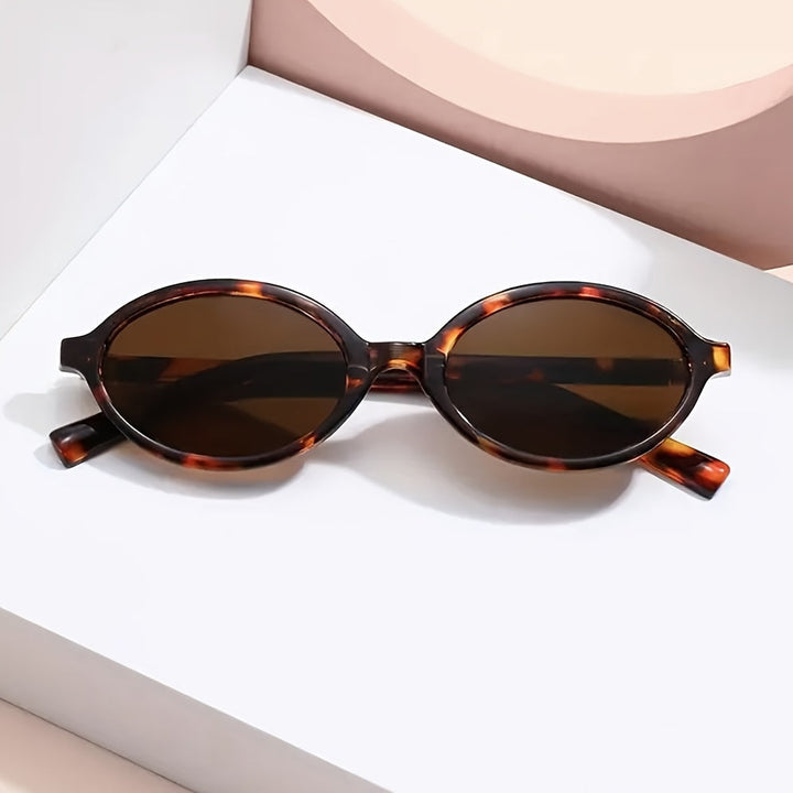 Ivy | Women's Fashionable Retro Oval Sunglasses Leopard Print