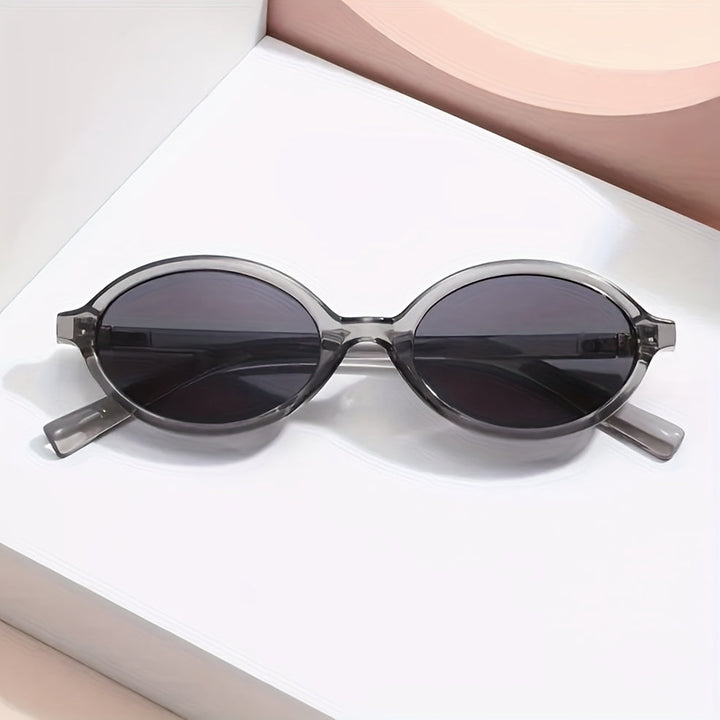 Ivy | Women's Fashionable Retro Oval Sunglasses Gray