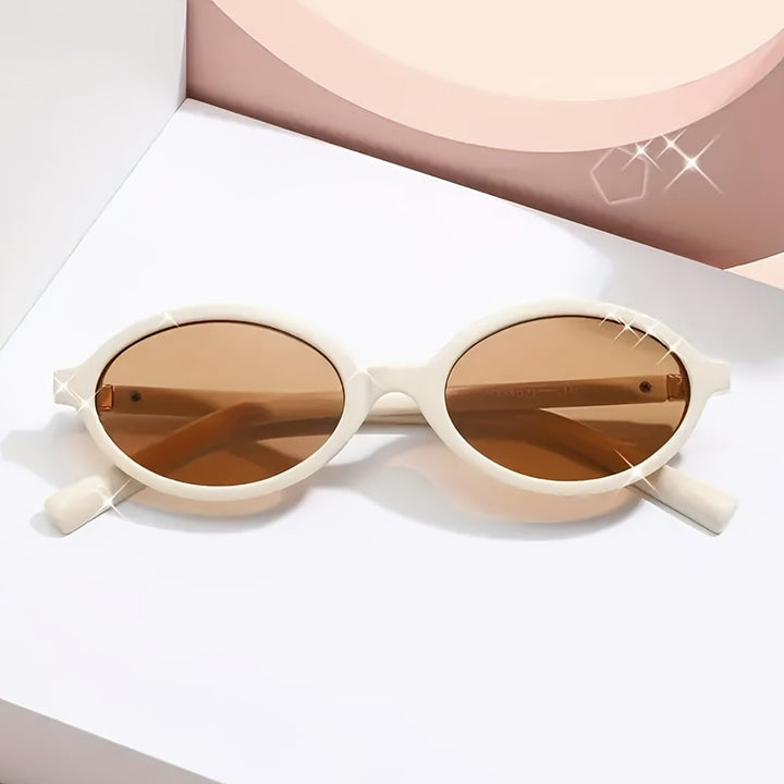 Ivy | Women's Fashionable Retro Oval Sunglasses White