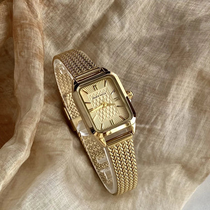 Geometric Rectangular Wristwatch with Mesh Band Textured Dial Gold