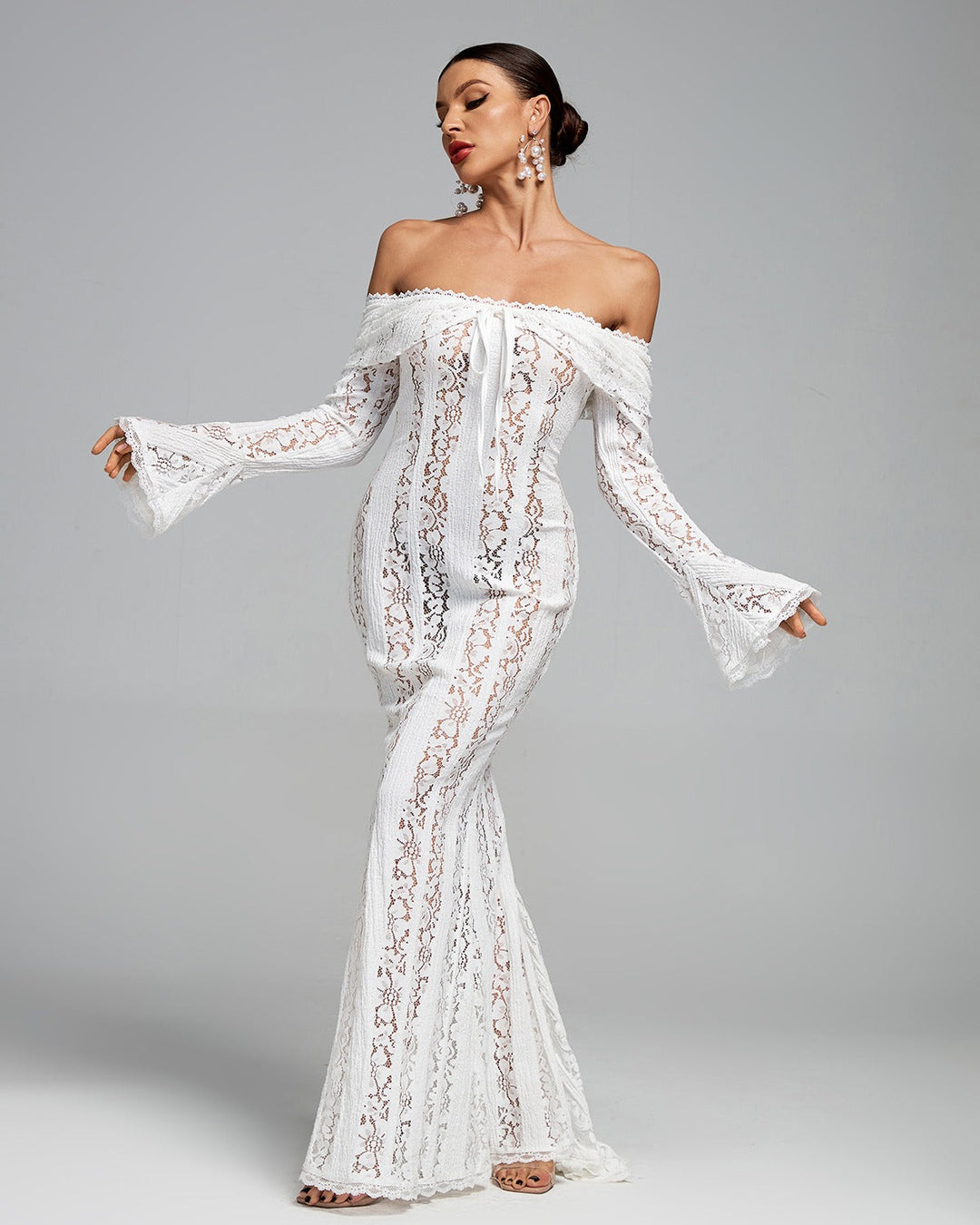 Luxe Off-Shoulder Maxi Dress in Lace for Women