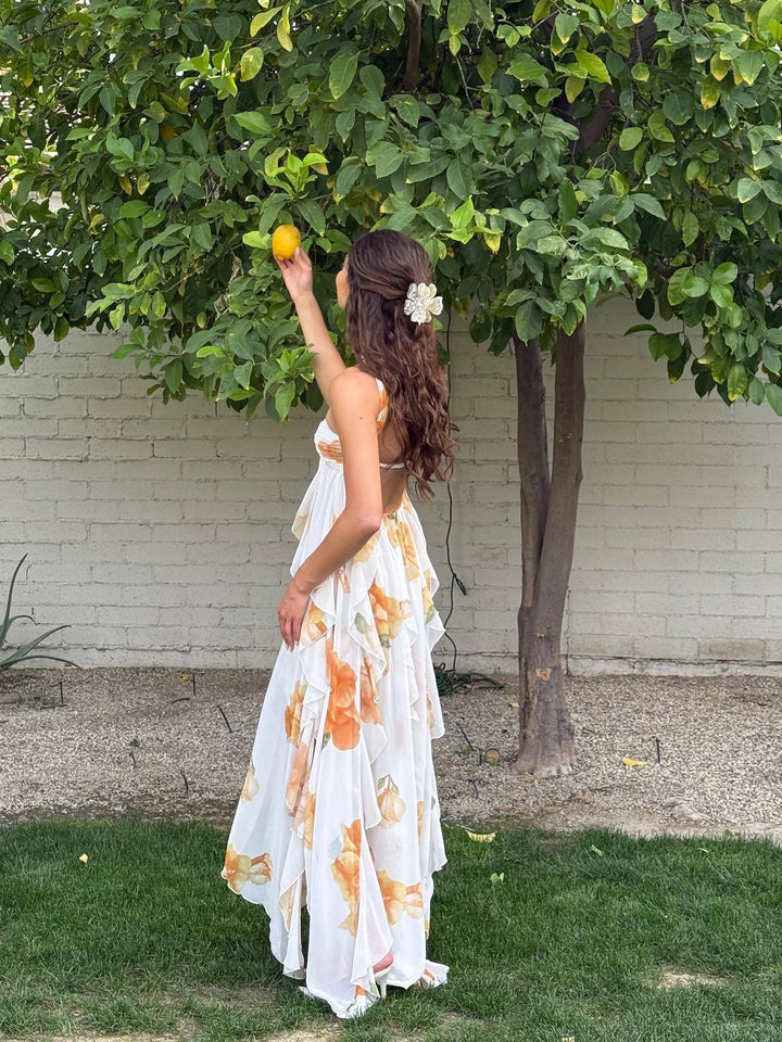 Elegant Women's Shift Maxi Dress with Halterneck for Date Night
