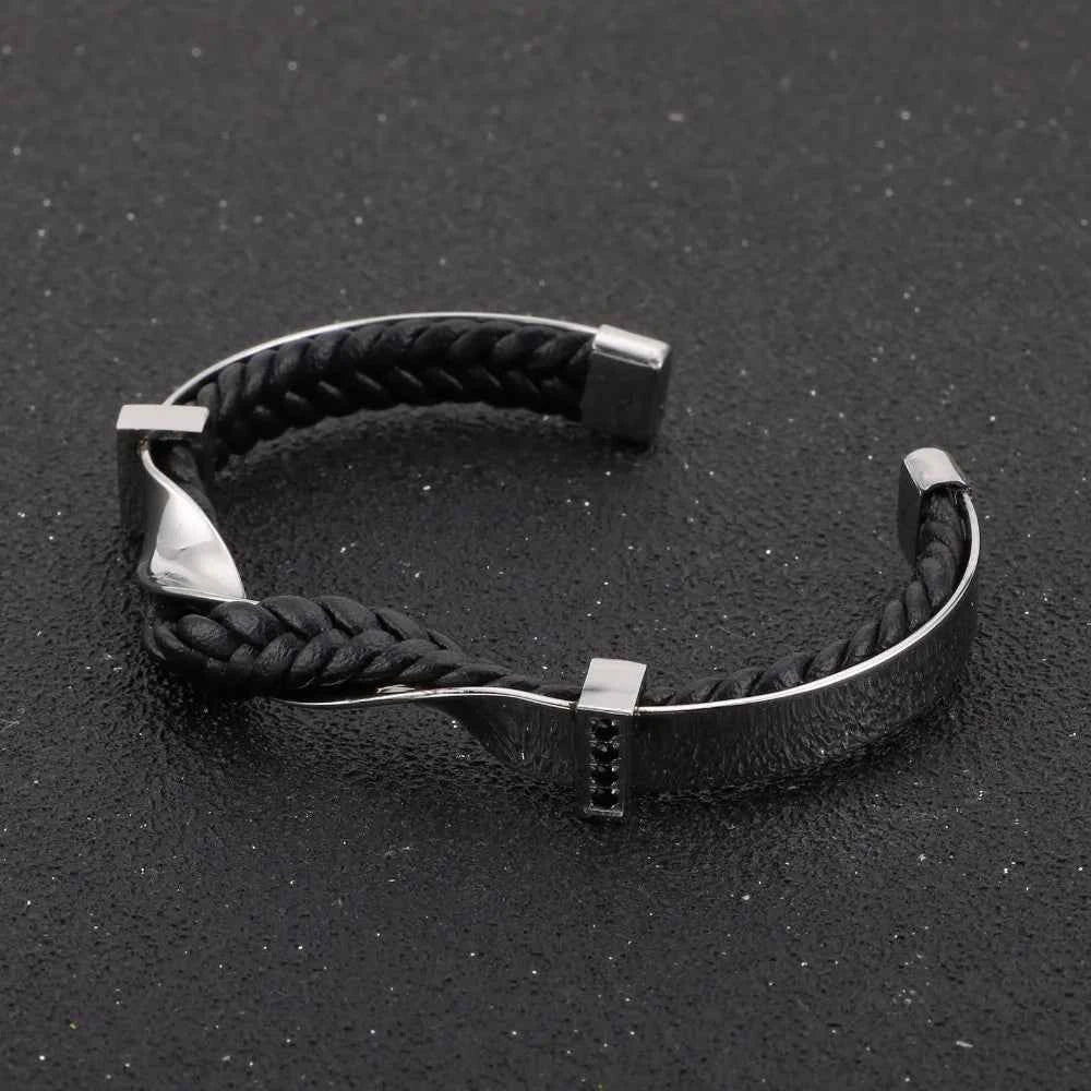 Helix Bracelet - Elegant Design for Everyday Wear