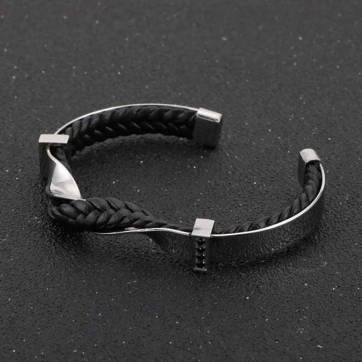 Helix Bracelet - Elegant Design for Everyday Wear