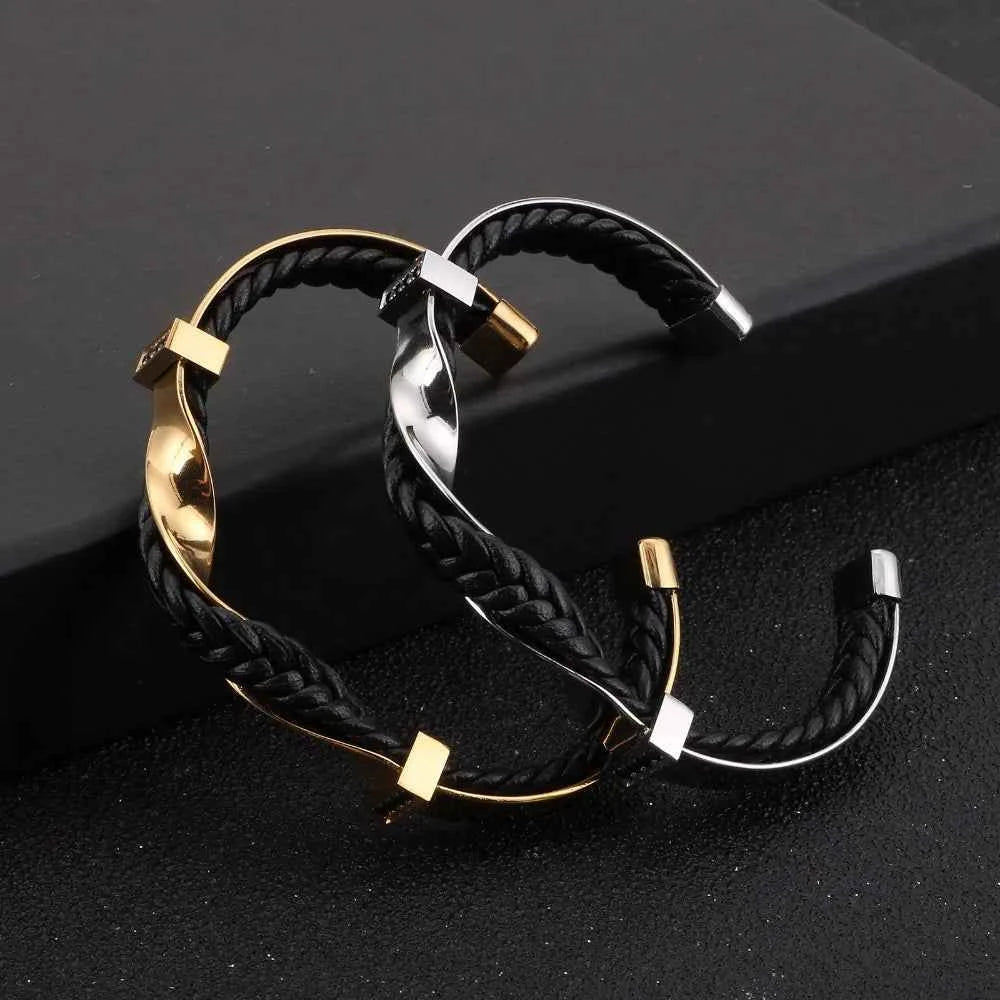 Helix Bracelet - Elegant Design for Everyday Wear