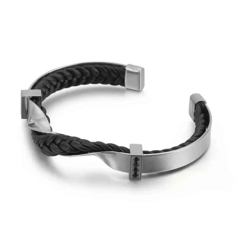 Helix Bracelet - Elegant Design for Everyday Wear Silver