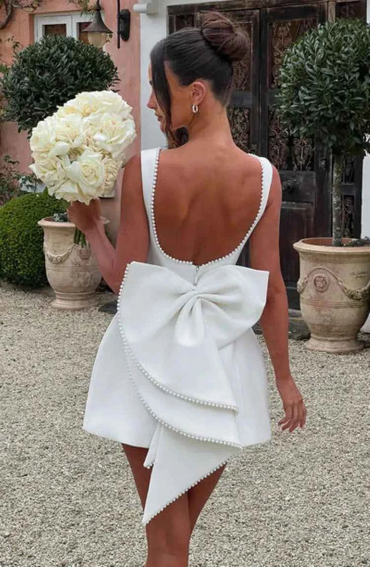 Harmonia | Elegant Mini Dress with Flattering Silhouette