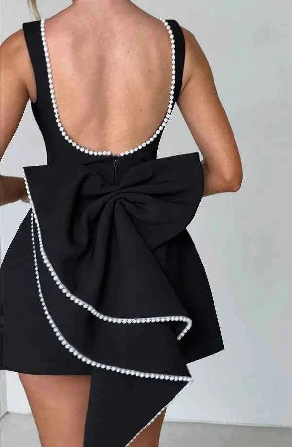 Harmonia | Elegant Mini Dress with Flattering Silhouette