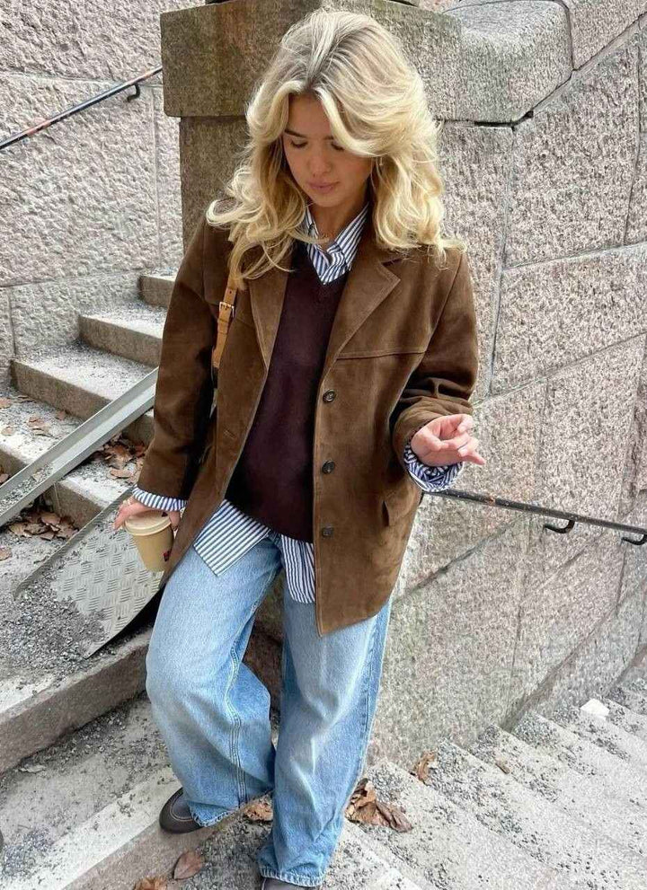 Women's Suede Blazer - Stylish and Versatile Outerwear
