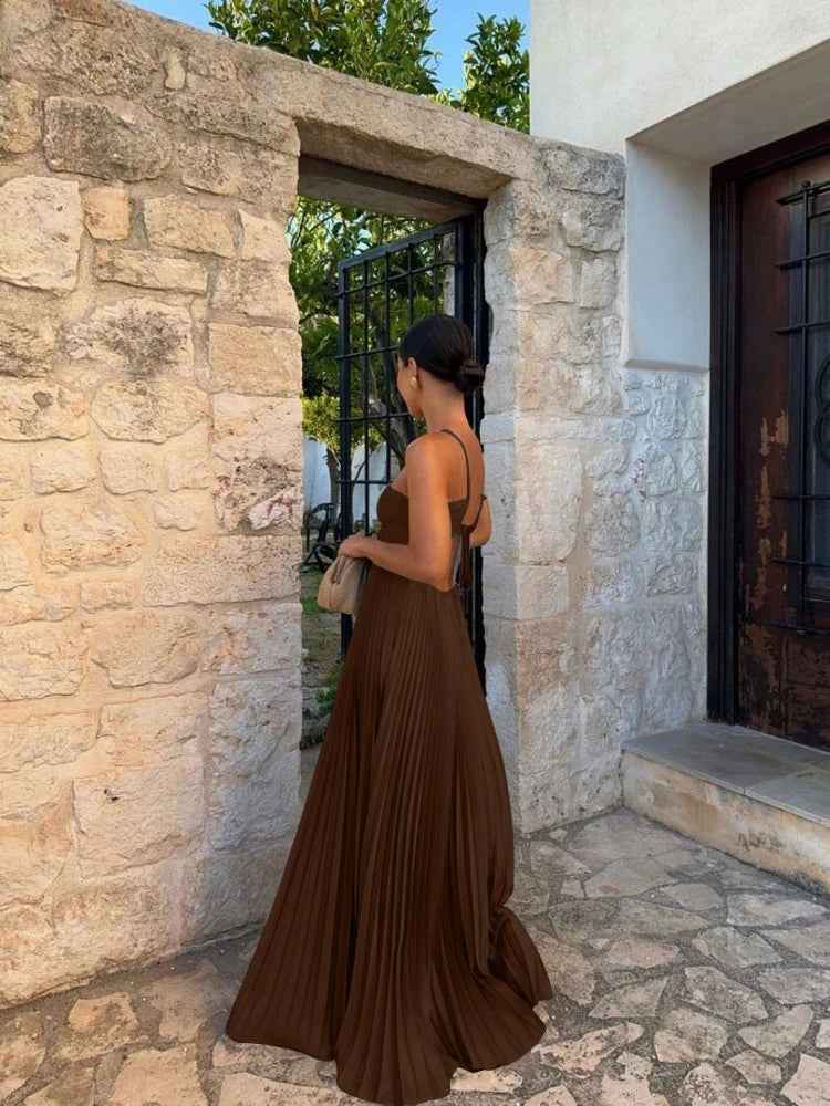 Irene | Elegant Pleated Maxi Dress for Any Occasion