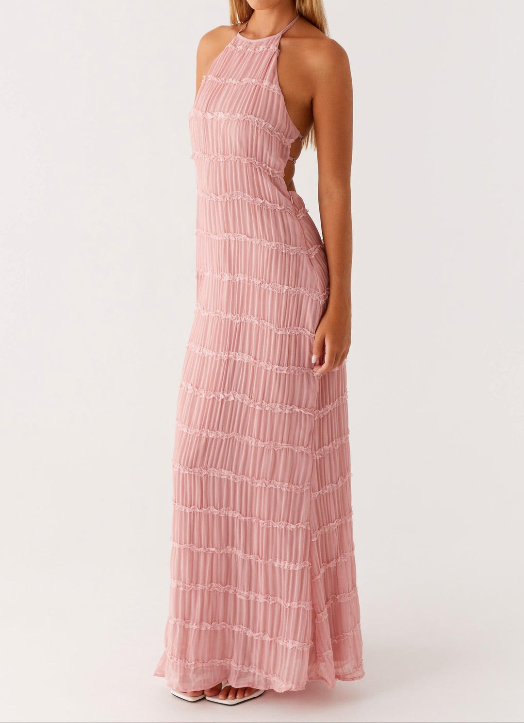 Elegant Women's Shift Maxi Dress with Halterneck for Date Night