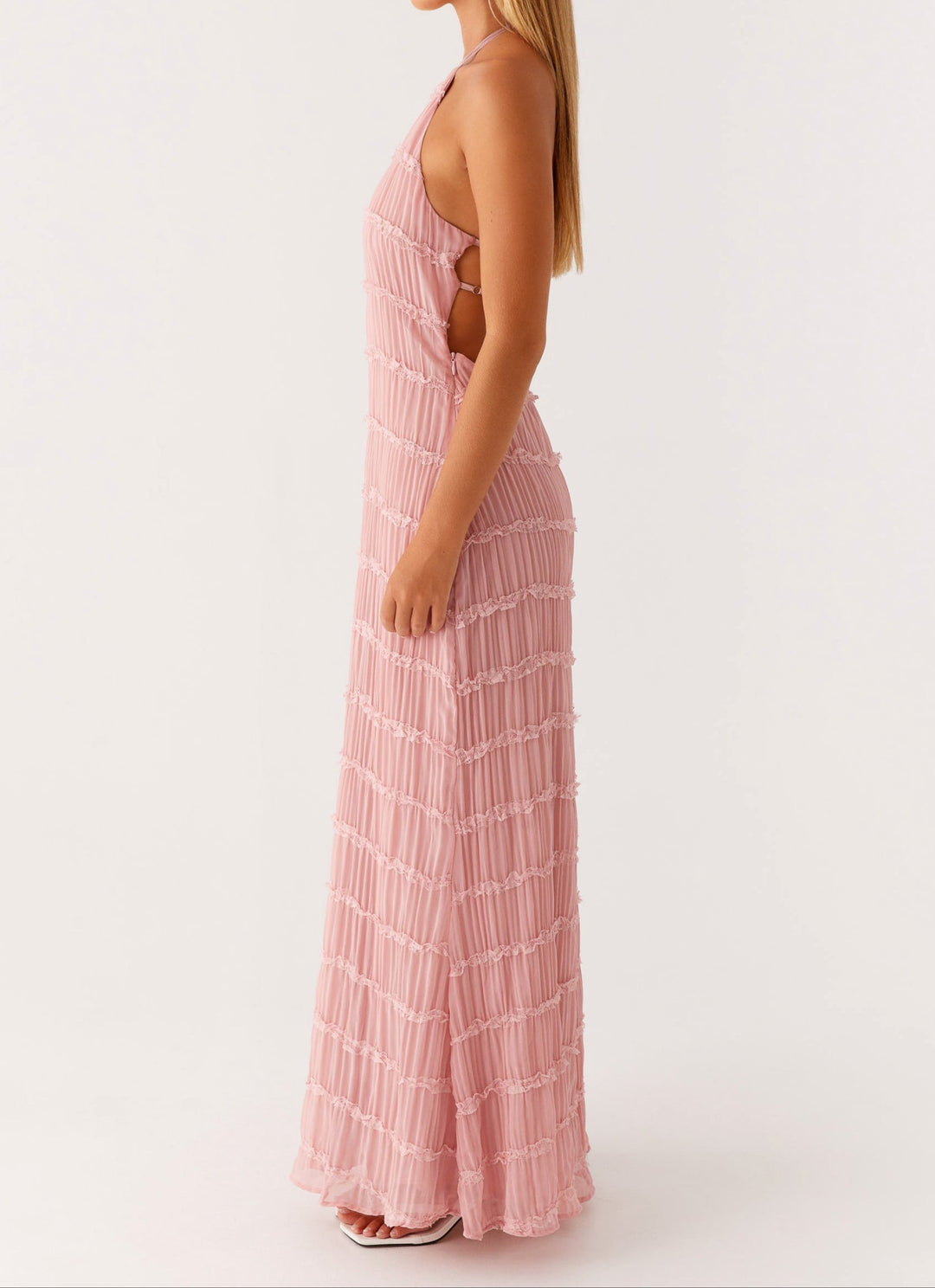 Elegant Women's Shift Maxi Dress with Halterneck for Date Night