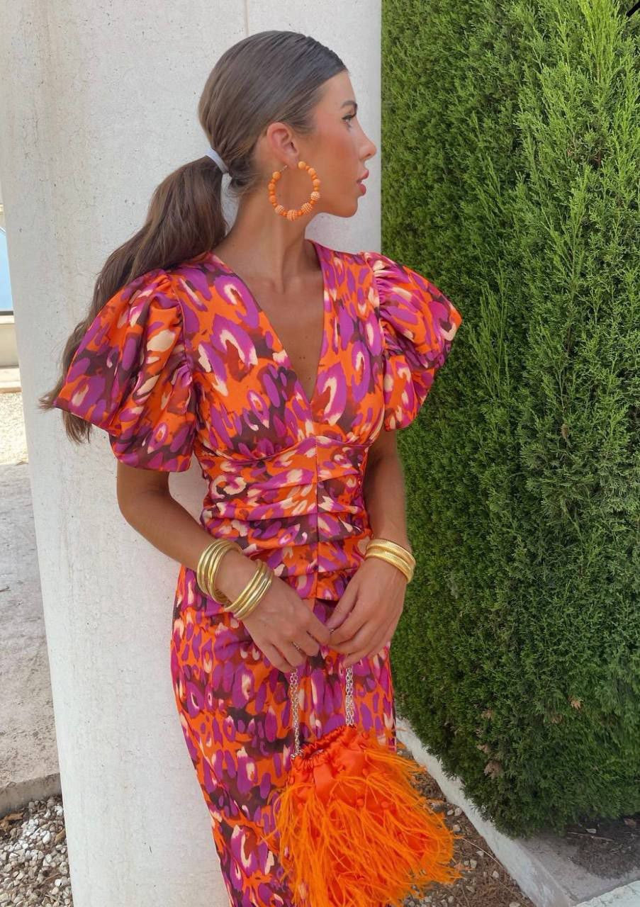 Leeloo | Women's Stylish Summer Dress with V-Neck and Puff Sleeves Orange Purple