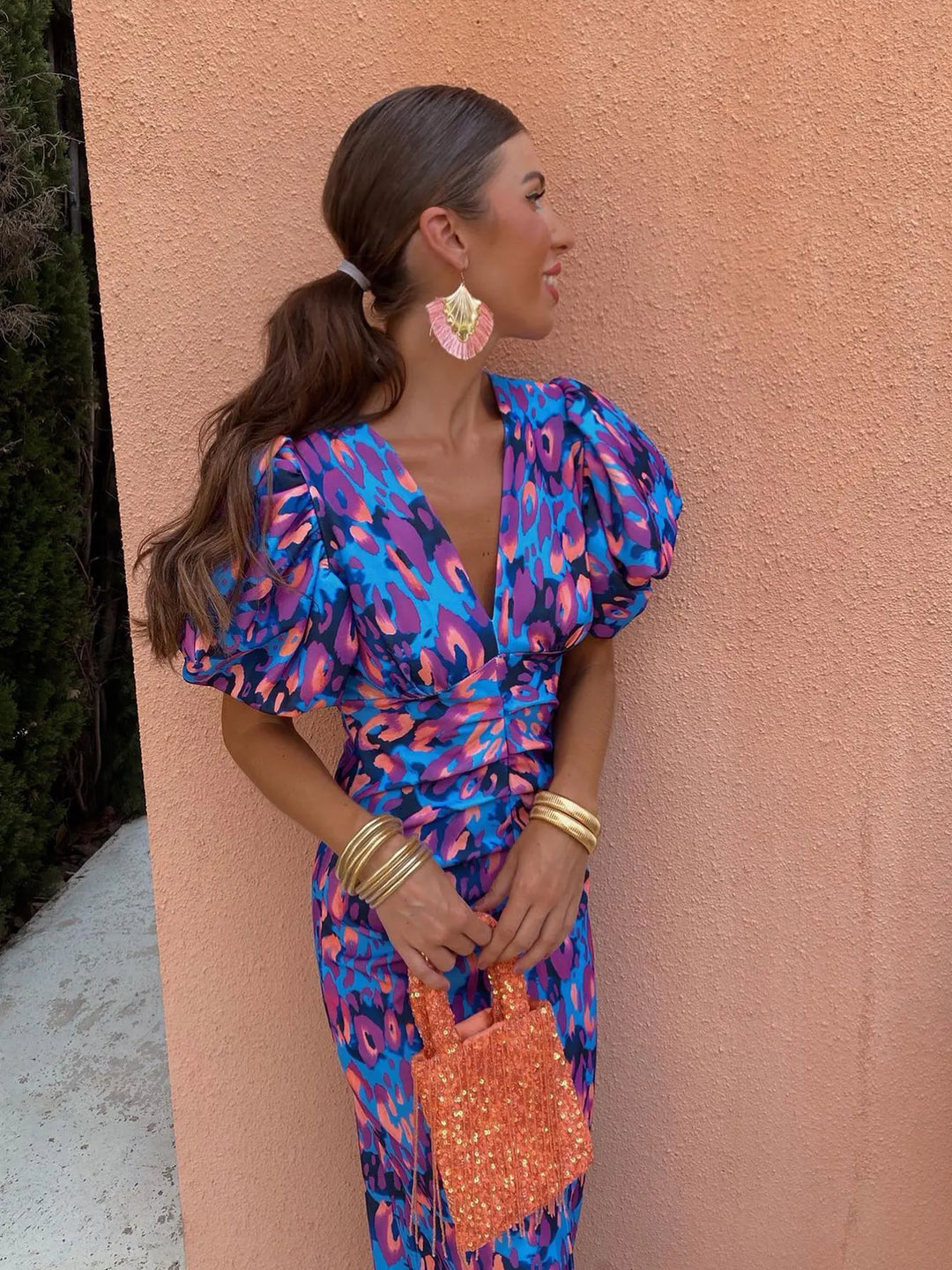 Leeloo | Women's Stylish Summer Dress with V-Neck and Puff Sleeves