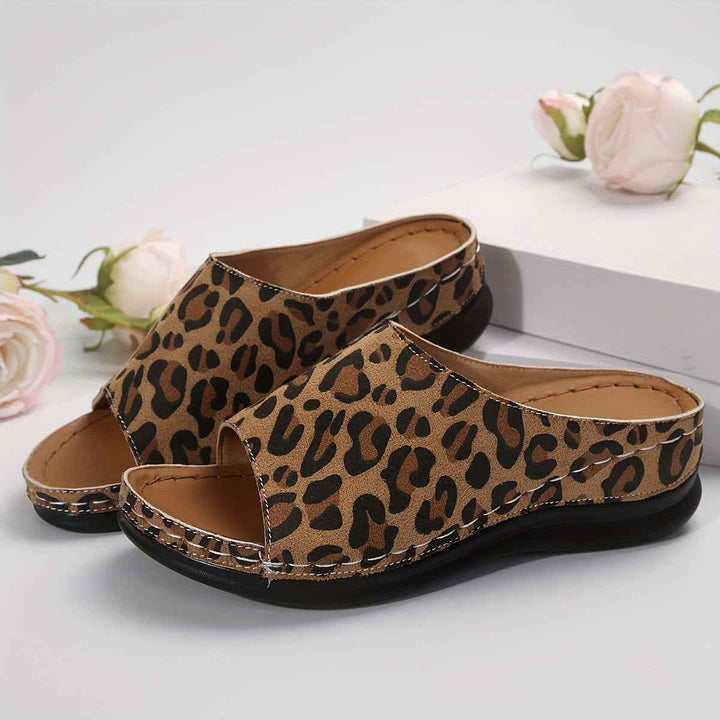 Comfortable Women's Slip-On Sandals with Orthopedic Footbed Leopard Print