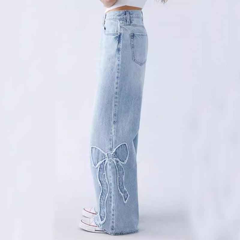 Women's Light Wash Baggy Jeans with Embroidery and Wide Leg Design Light Blue