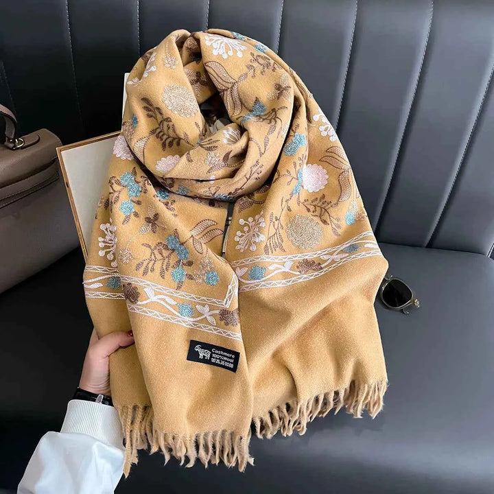 Luxurious Cashmere Scarf for Ultimate Comfort Khaki