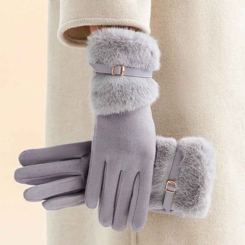 Luxurious Fur Gloves for Ultimate Warmth Gray