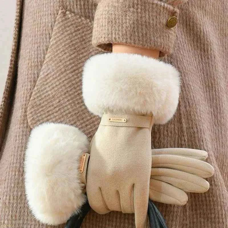 Luxurious Siberian Fur Gloves for Ultimate Warmth Beige