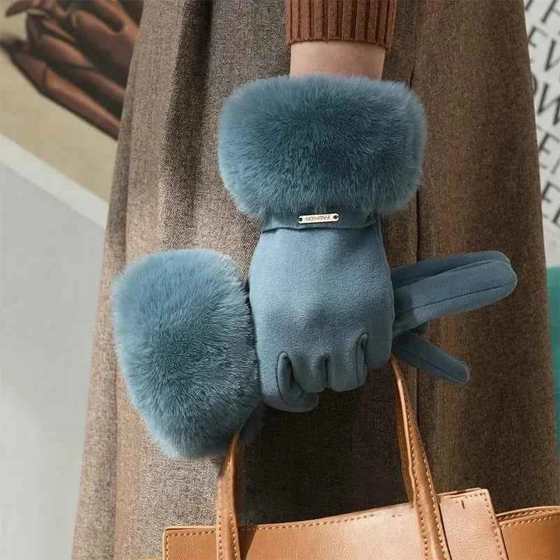 Luxurious Siberian Fur Gloves for Ultimate Warmth